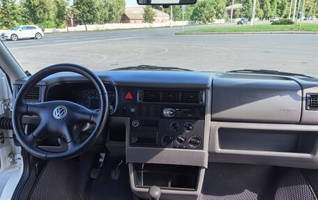 Volkswagen Transporter T4, 2002 год, 1 250 000 рублей, 12 фотография