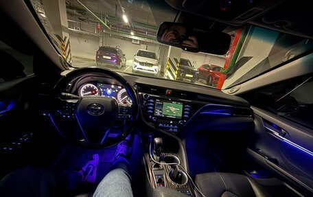 Toyota Camry, 2021 год, 3 100 000 рублей, 5 фотография