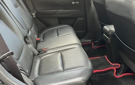 Mitsubishi Outlander III рестайлинг 3, 2012 год, 1 149 000 рублей, 14 фотография