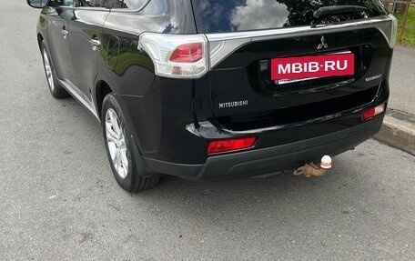 Mitsubishi Outlander III рестайлинг 3, 2012 год, 1 149 000 рублей, 8 фотография