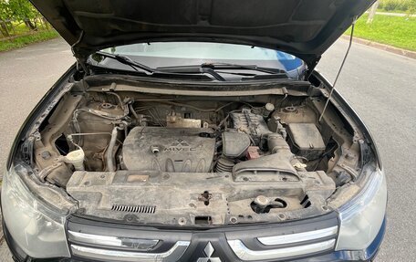 Mitsubishi Outlander III рестайлинг 3, 2012 год, 1 149 000 рублей, 16 фотография
