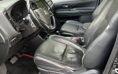 Mitsubishi Outlander III рестайлинг 3, 2012 год, 1 149 000 рублей, 11 фотография