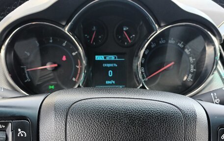 Chevrolet Cruze II, 2013 год, 700 000 рублей, 7 фотография