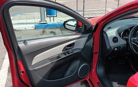 Chevrolet Cruze II, 2013 год, 700 000 рублей, 21 фотография