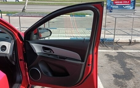 Chevrolet Cruze II, 2013 год, 700 000 рублей, 19 фотография