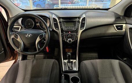 Hyundai i30 II рестайлинг, 2013 год, 996 000 рублей, 8 фотография