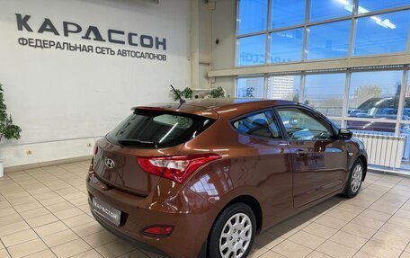 Hyundai i30 II рестайлинг, 2013 год, 996 000 рублей, 2 фотография