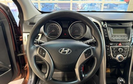 Hyundai i30 II рестайлинг, 2013 год, 996 000 рублей, 7 фотография