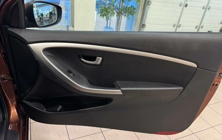 Hyundai i30 II рестайлинг, 2013 год, 996 000 рублей, 15 фотография