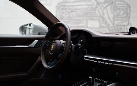 Porsche 911, 2023 год, 31 500 000 рублей, 11 фотография