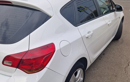Opel Astra J, 2012 год, 850 000 рублей, 4 фотография