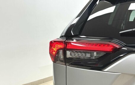 Toyota RAV4, 2021 год, 3 756 000 рублей, 10 фотография