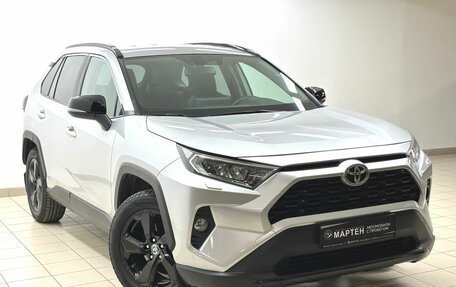 Toyota RAV4, 2021 год, 3 756 000 рублей, 3 фотография