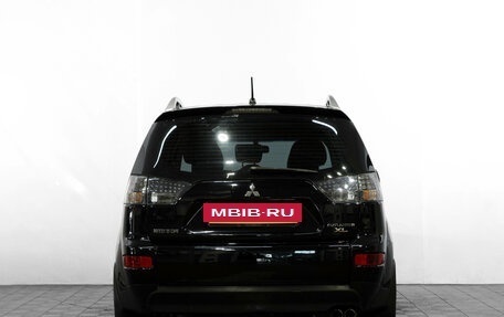 Mitsubishi Outlander III рестайлинг 3, 2007 год, 1 349 000 рублей, 6 фотография