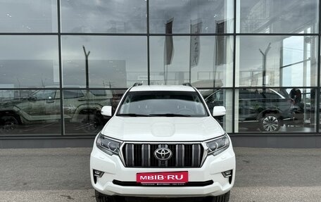 Toyota Land Cruiser Prado 150 рестайлинг 2, 2018 год, 4 285 000 рублей, 2 фотография
