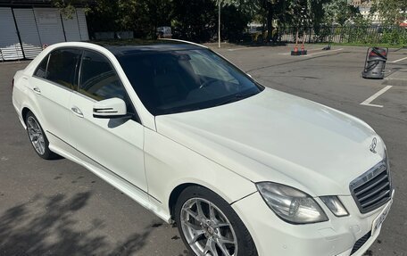 Mercedes-Benz E-Класс, 2011 год, 1 850 000 рублей, 5 фотография