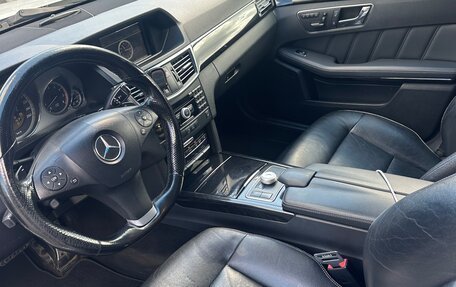 Mercedes-Benz E-Класс, 2011 год, 1 850 000 рублей, 7 фотография