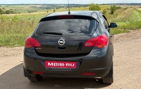 Opel Astra J, 2011 год, 680 000 рублей, 5 фотография