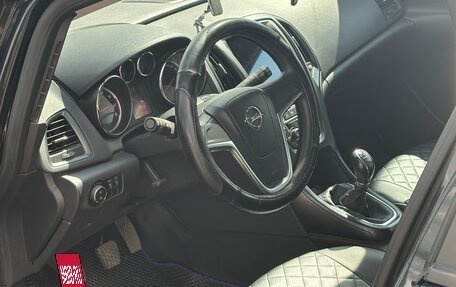 Opel Astra J, 2011 год, 680 000 рублей, 10 фотография