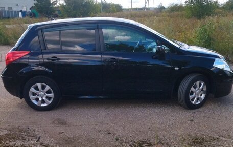 Nissan Tiida, 2011 год, 830 000 рублей, 2 фотография