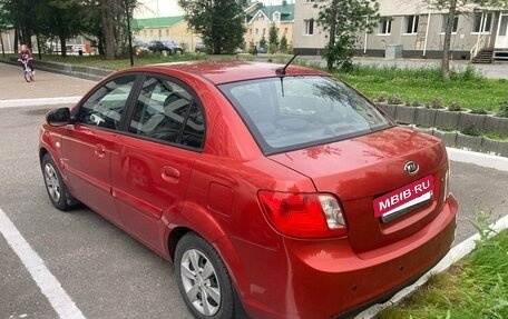 KIA Rio II, 2011 год, 675 000 рублей, 2 фотография