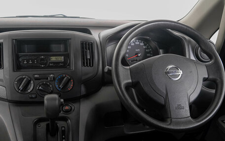 Nissan NV200, 2018 год, 1 699 000 рублей, 15 фотография