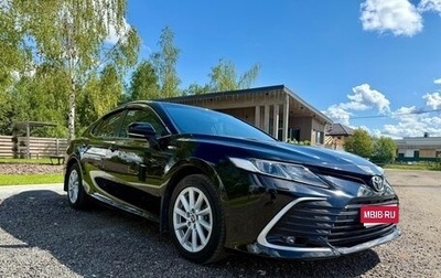 Toyota Camry, 2021 год, 3 200 000 рублей, 1 фотография