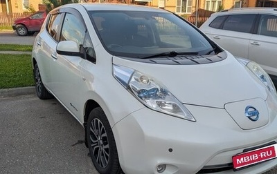 Nissan Leaf I, 2013 год, 800 000 рублей, 1 фотография