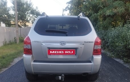 Hyundai Tucson III, 2007 год, 680 000 рублей, 4 фотография