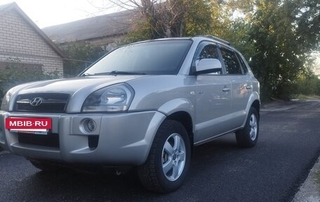 Hyundai Tucson III, 2007 год, 680 000 рублей, 3 фотография