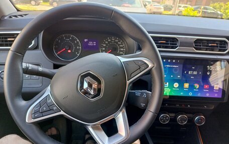 Renault Duster, 2022 год, 2 500 000 рублей, 4 фотография