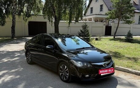 Honda Civic VIII, 2010 год, 850 000 рублей, 3 фотография