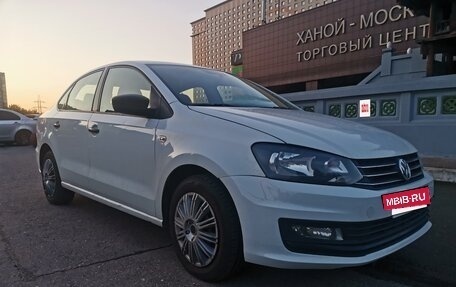Volkswagen Polo VI (EU Market), 2018 год, 990 000 рублей, 4 фотография