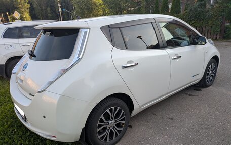 Nissan Leaf I, 2013 год, 800 000 рублей, 4 фотография