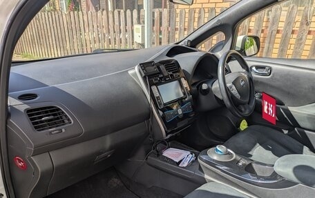 Nissan Leaf I, 2013 год, 800 000 рублей, 10 фотография