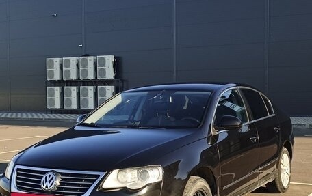 Volkswagen Passat B6, 2008 год, 700 000 рублей, 2 фотография