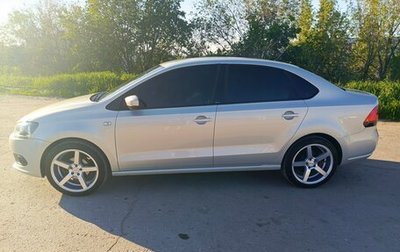 Volkswagen Polo VI (EU Market), 2013 год, 1 050 000 рублей, 1 фотография