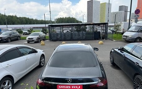 Mercedes-Benz E-Класс, 2021 год, 2 400 000 рублей, 1 фотография