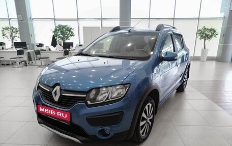 Renault Sandero II рестайлинг, 2016 год, 956 000 рублей, 1 фотография