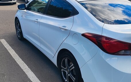Hyundai Elantra V, 2015 год, 1 050 000 рублей, 4 фотография
