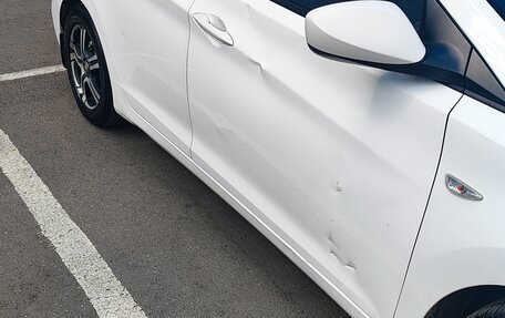 Hyundai Elantra V, 2015 год, 1 050 000 рублей, 5 фотография