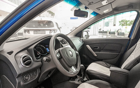 Renault Sandero II рестайлинг, 2016 год, 956 000 рублей, 16 фотография