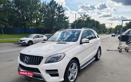 Mercedes-Benz M-Класс, 2014 год, 2 490 000 рублей, 3 фотография