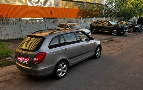 Skoda Fabia II, 2011 год, 650 000 рублей, 2 фотография