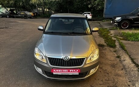 Skoda Fabia II, 2011 год, 650 000 рублей, 5 фотография