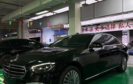 Mercedes-Benz E-Класс, 2022 год, 5 000 000 рублей, 2 фотография