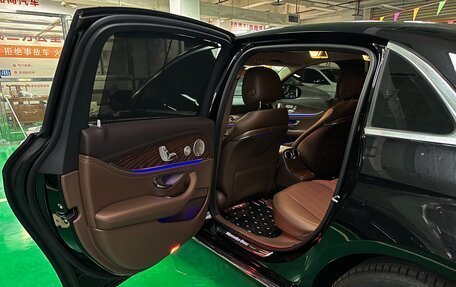 Mercedes-Benz E-Класс, 2022 год, 5 000 000 рублей, 25 фотография
