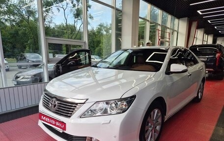 Toyota Camry, 2013 год, 2 300 000 рублей, 9 фотография