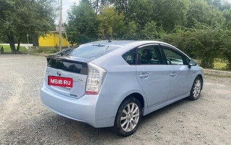 Toyota Prius, 2010 год, 900 000 рублей, 3 фотография