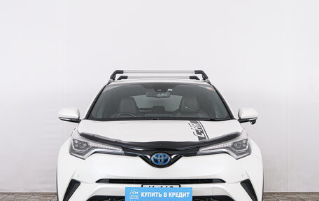 Toyota C-HR I рестайлинг, 2017 год, 1 999 000 рублей, 2 фотография